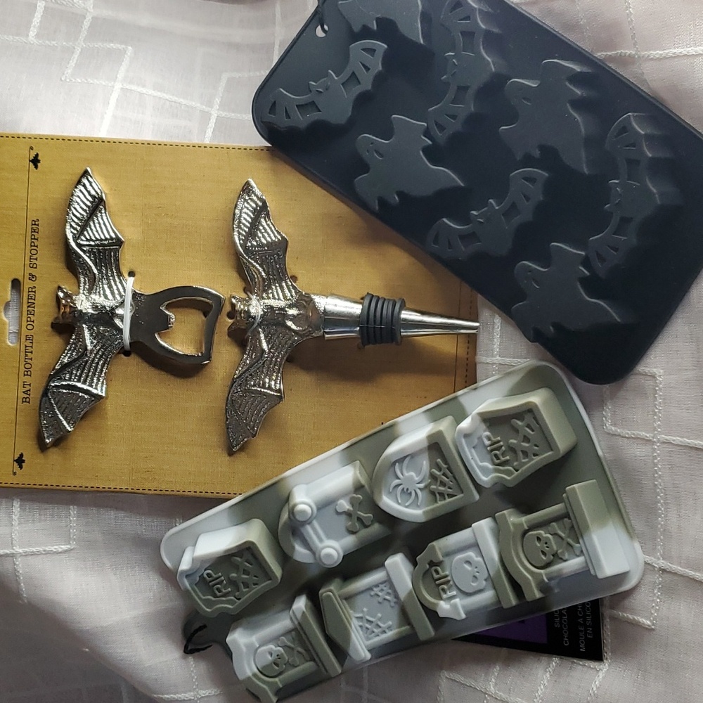 Ghoulish Bar Set